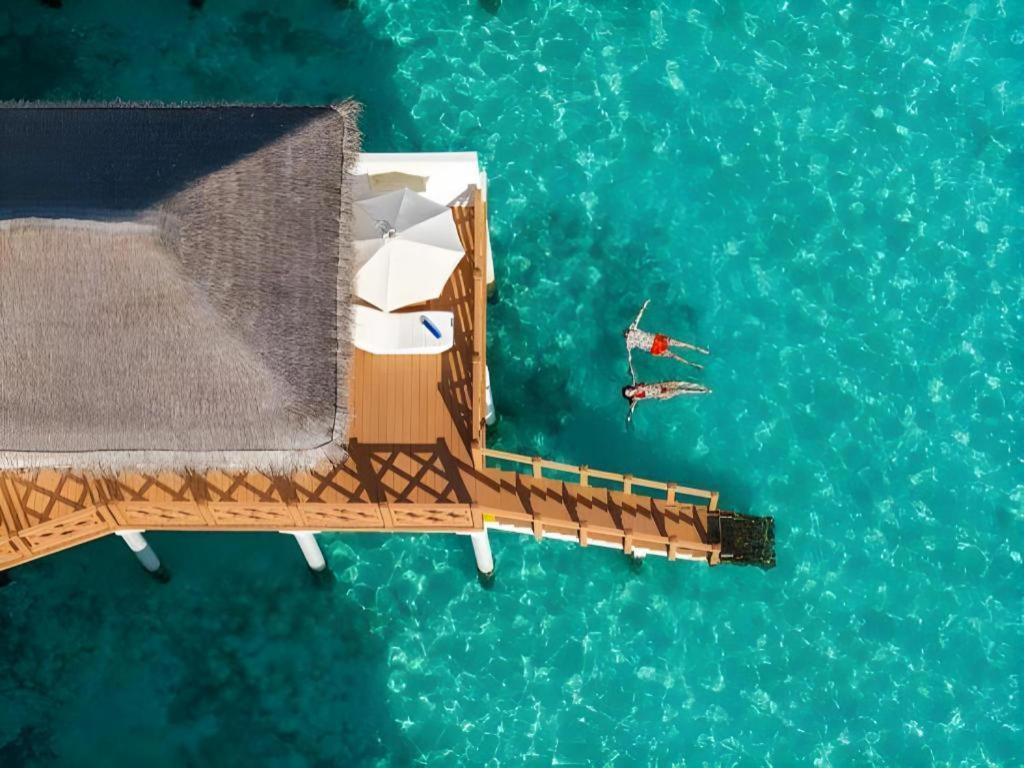 Angaga Island Resort And Spa Екстериор снимка