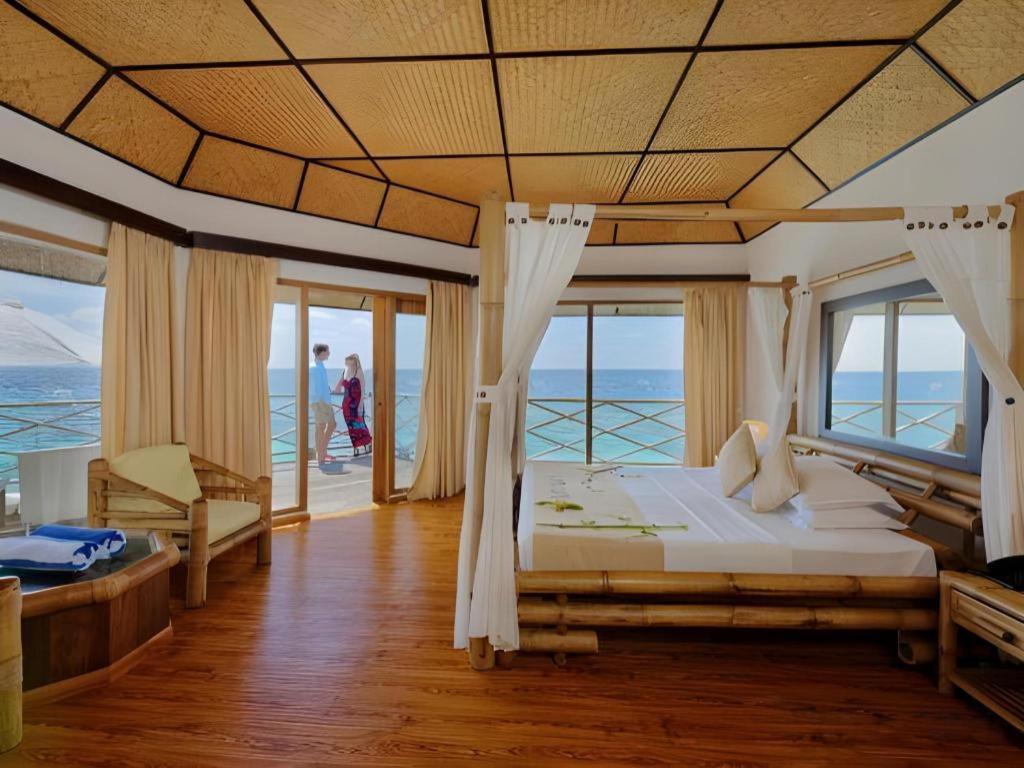 Angaga Island Resort And Spa Екстериор снимка